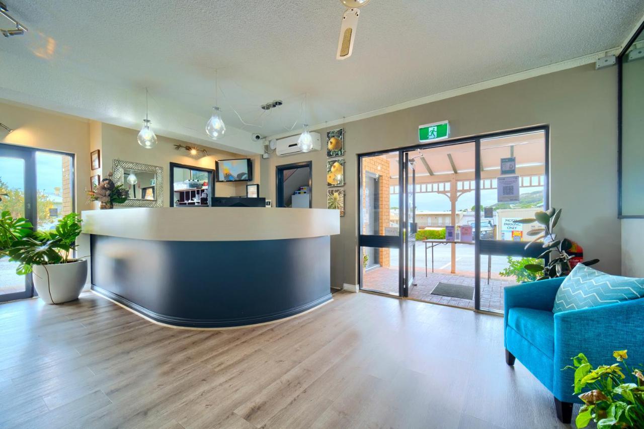 Albany Motel & Apartments Luaran gambar